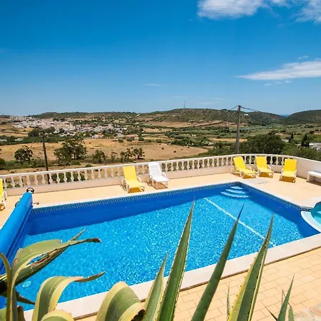 Akosua Villa