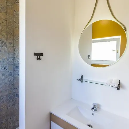Akosua Willa